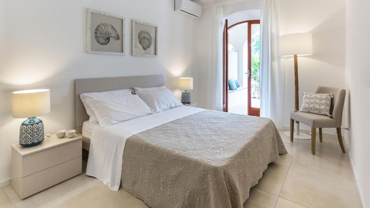 La Matrangela Charme Apartments ตาออร์มินา ภายนอก รูปภาพ