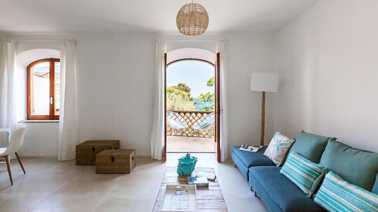 La Matrangela Charme Apartments ตาออร์มินา ภายนอก รูปภาพ